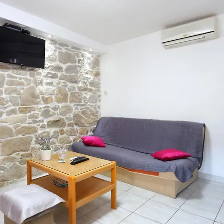Apartament By The Sea Kastel Stafilic, - 15110